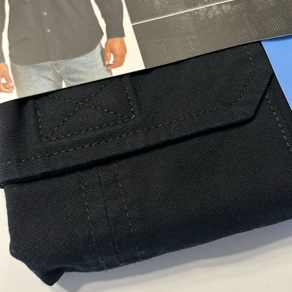 Lee Men's Premium Select Classic Fit Black Utility Button Down Shirt - Picture 6 of 10